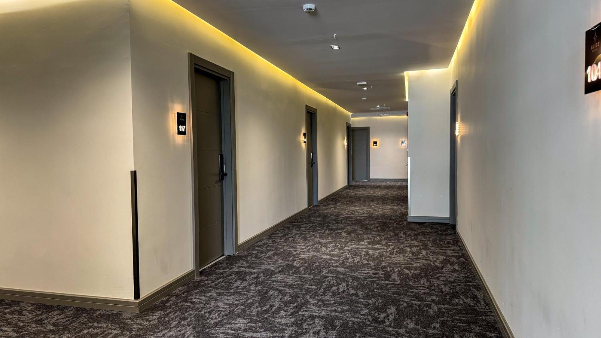 Alice Hotel Анталия Екстериор снимка