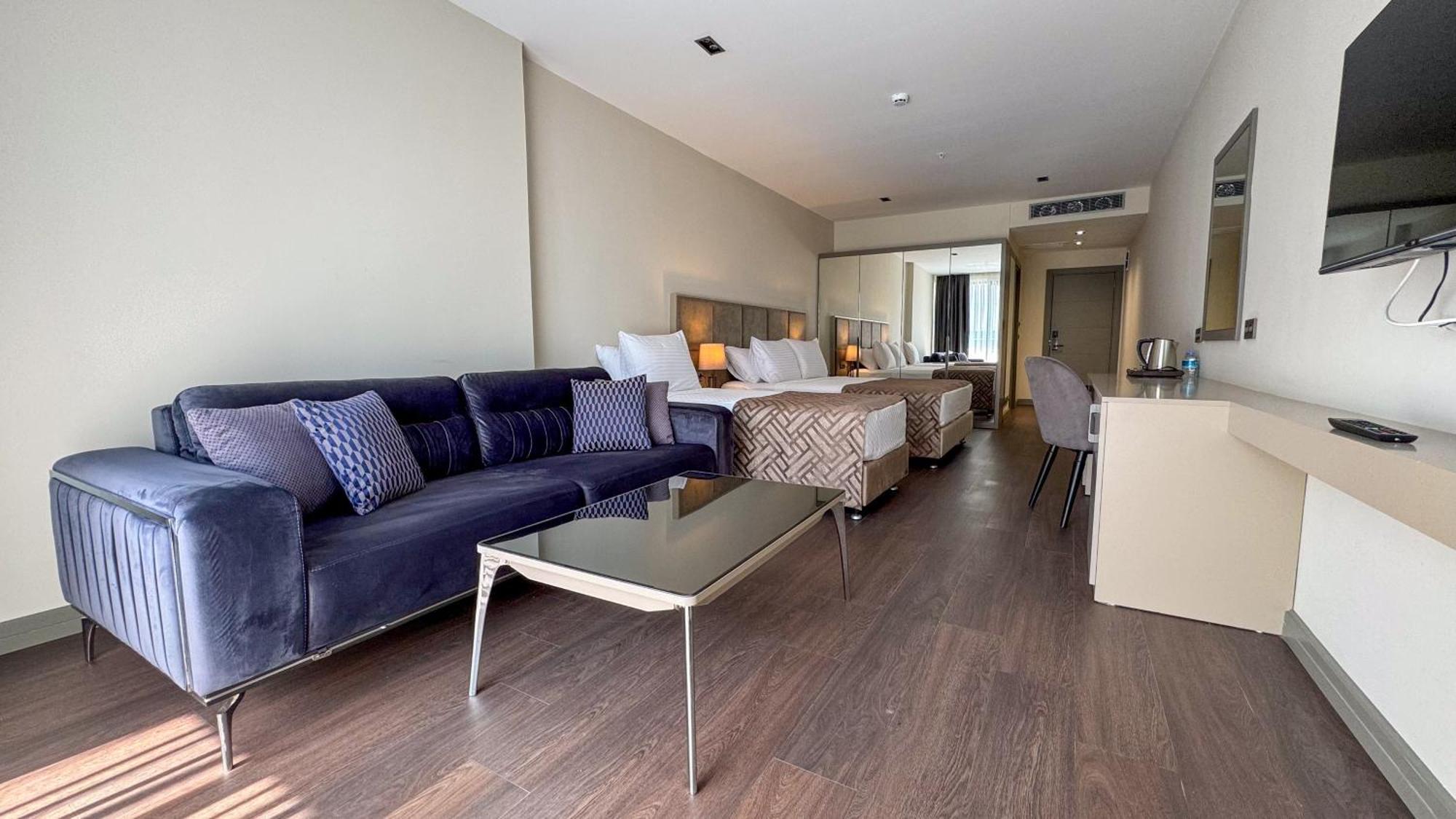 Alice Hotel Анталия Екстериор снимка