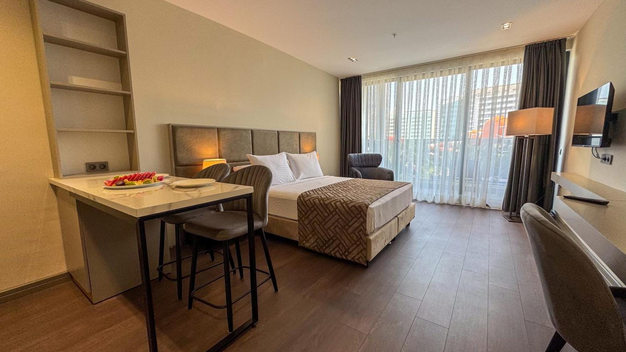 Alice Hotel Анталия Екстериор снимка