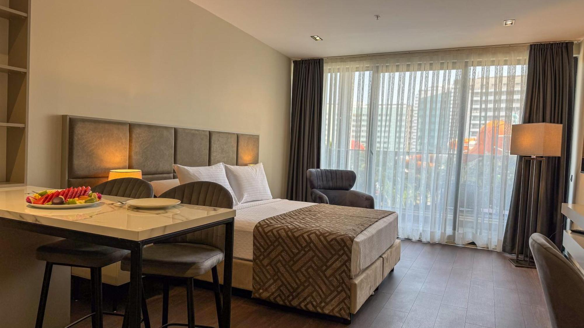 Alice Hotel Анталия Екстериор снимка