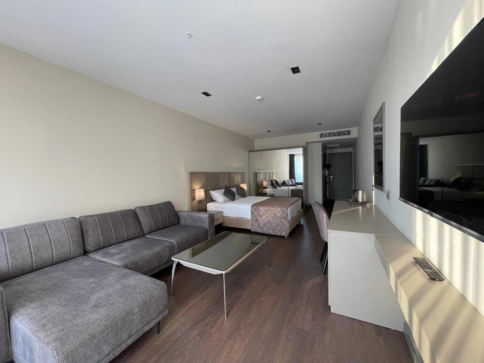 Alice Hotel Анталия Екстериор снимка