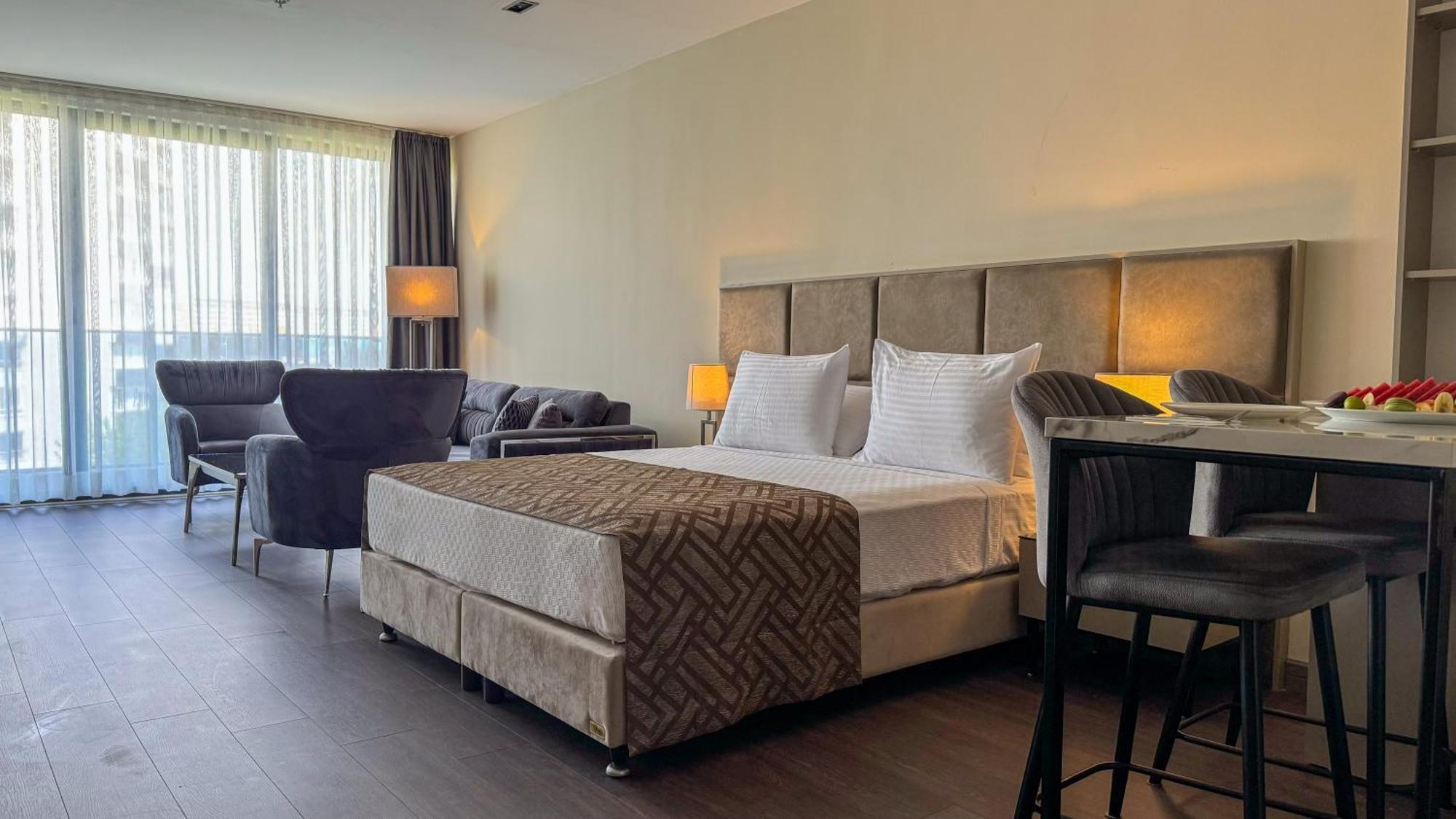 Alice Hotel Анталия Екстериор снимка