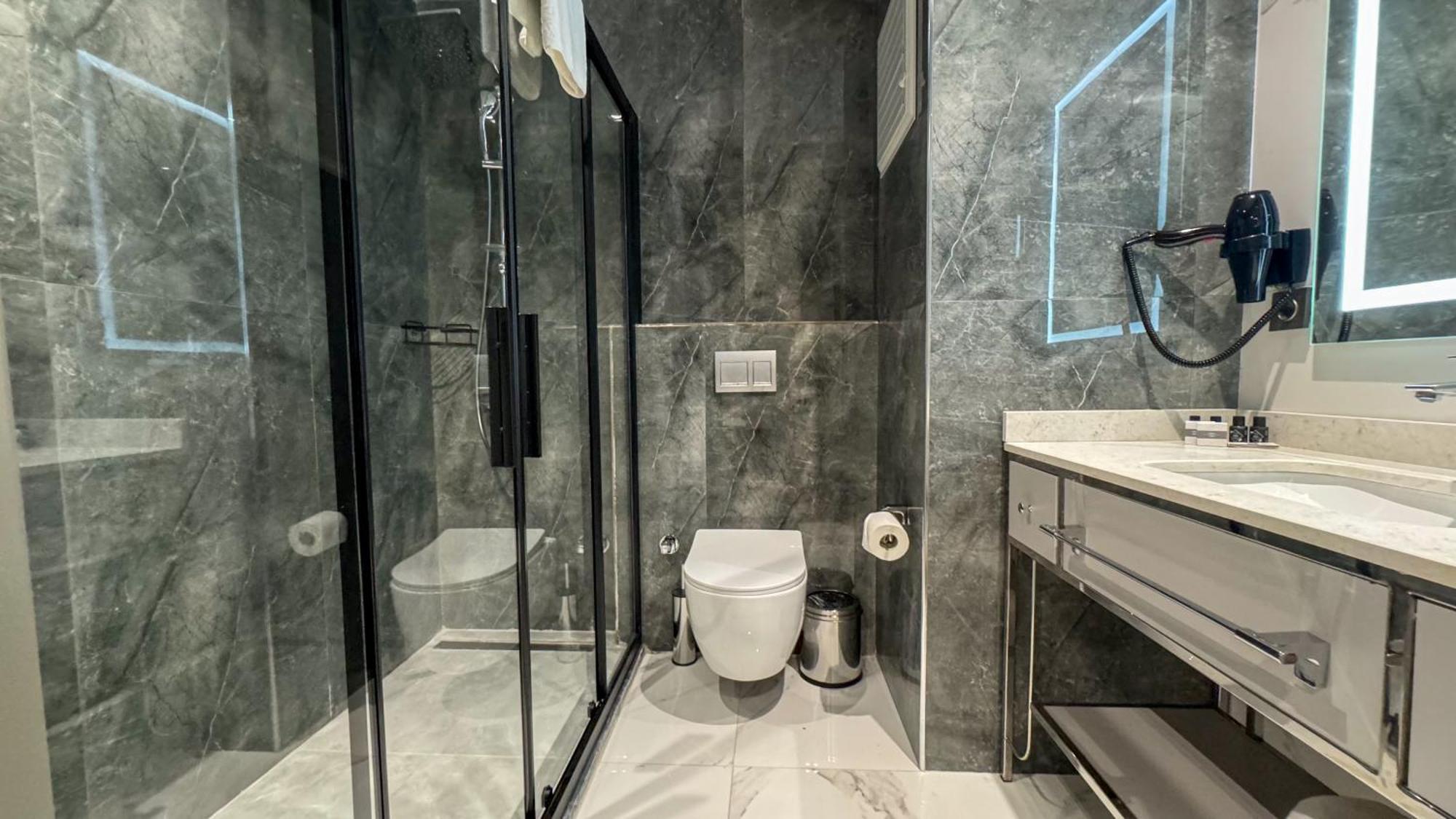Alice Hotel Анталия Екстериор снимка